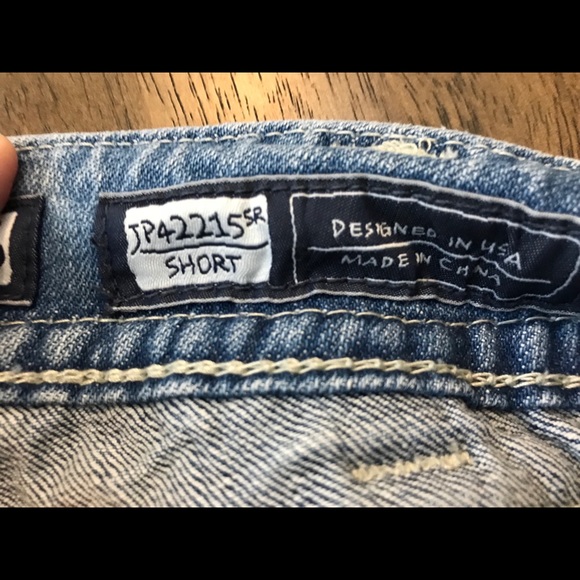 Miss Me Jean Shorts Size 26 - Picture 5 of 8